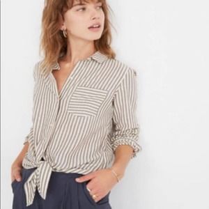 Madewell Tie-Front Shirt in Maitland Stripe Cropped 100% cotton size Small